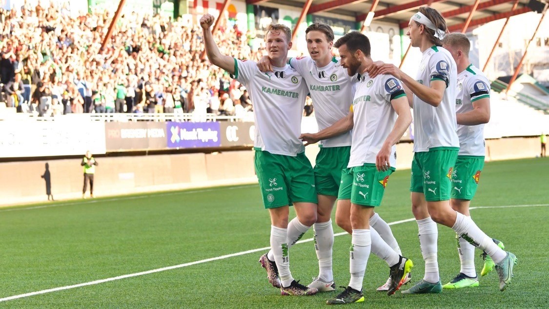 Vegard møter sine venner fra Telemark